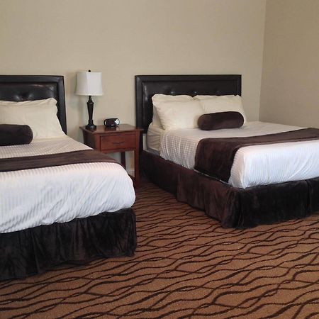 The Pelham Resort Motel Hampton Bagian luar foto