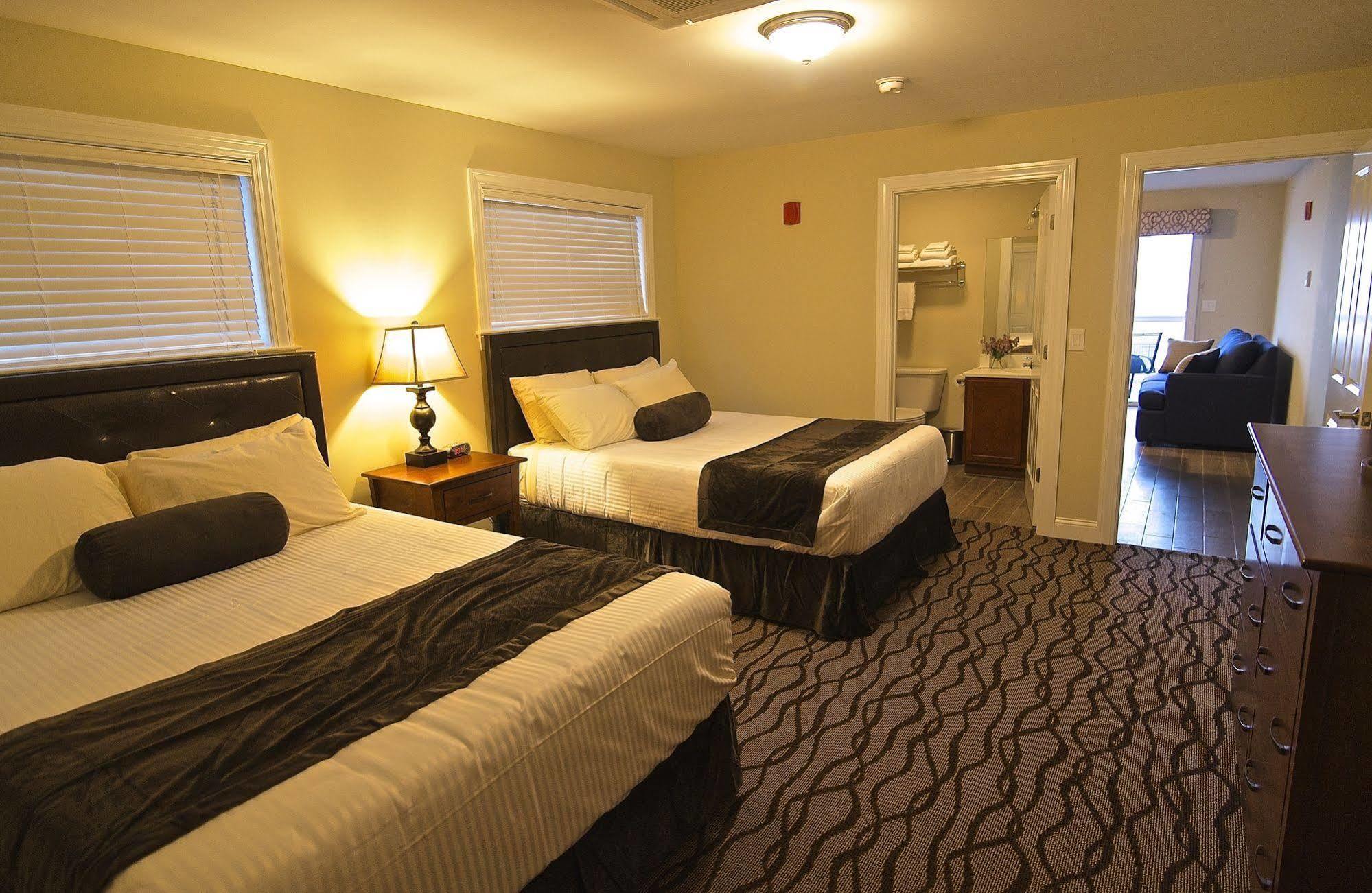 The Pelham Resort Motel Hampton Bagian luar foto